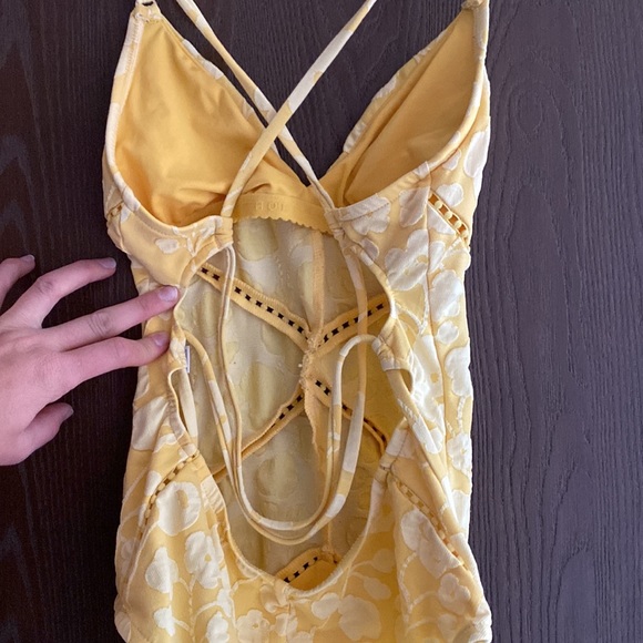 Robin piccone one piece - Picture 4 of 5